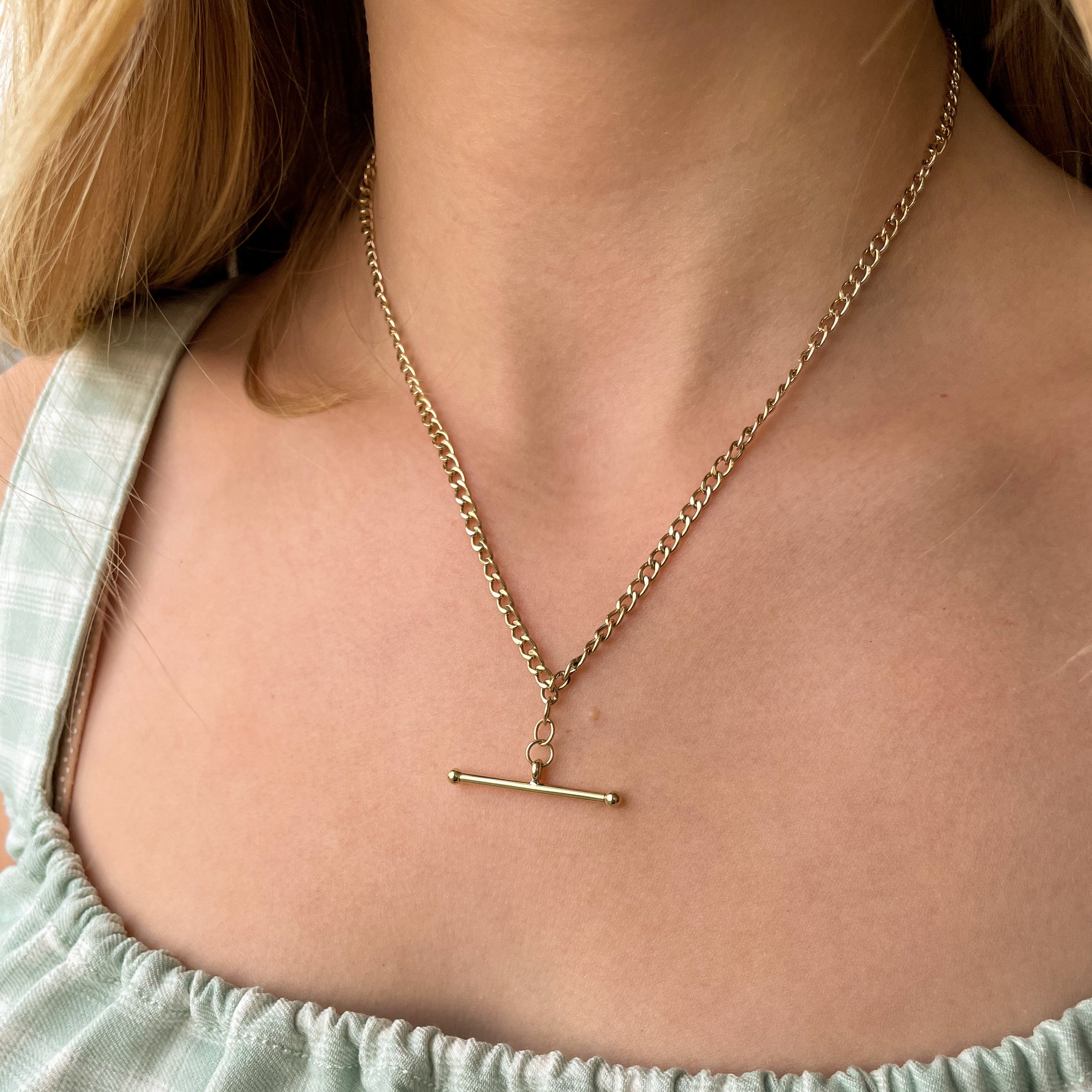 women's gold t bar necklace