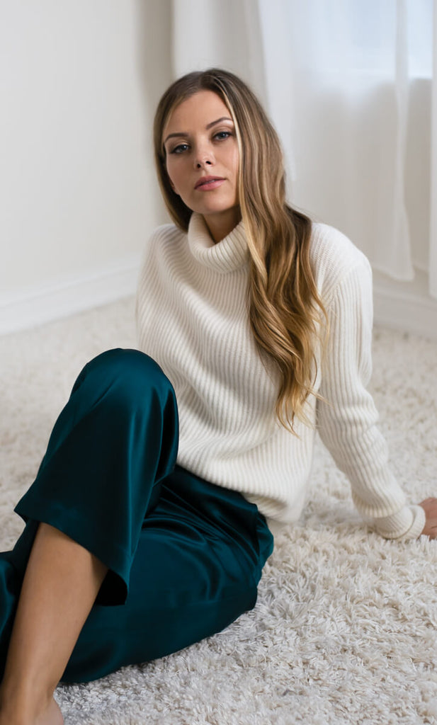 Tessa Cashmere Turtleneck Sweater - Natural White