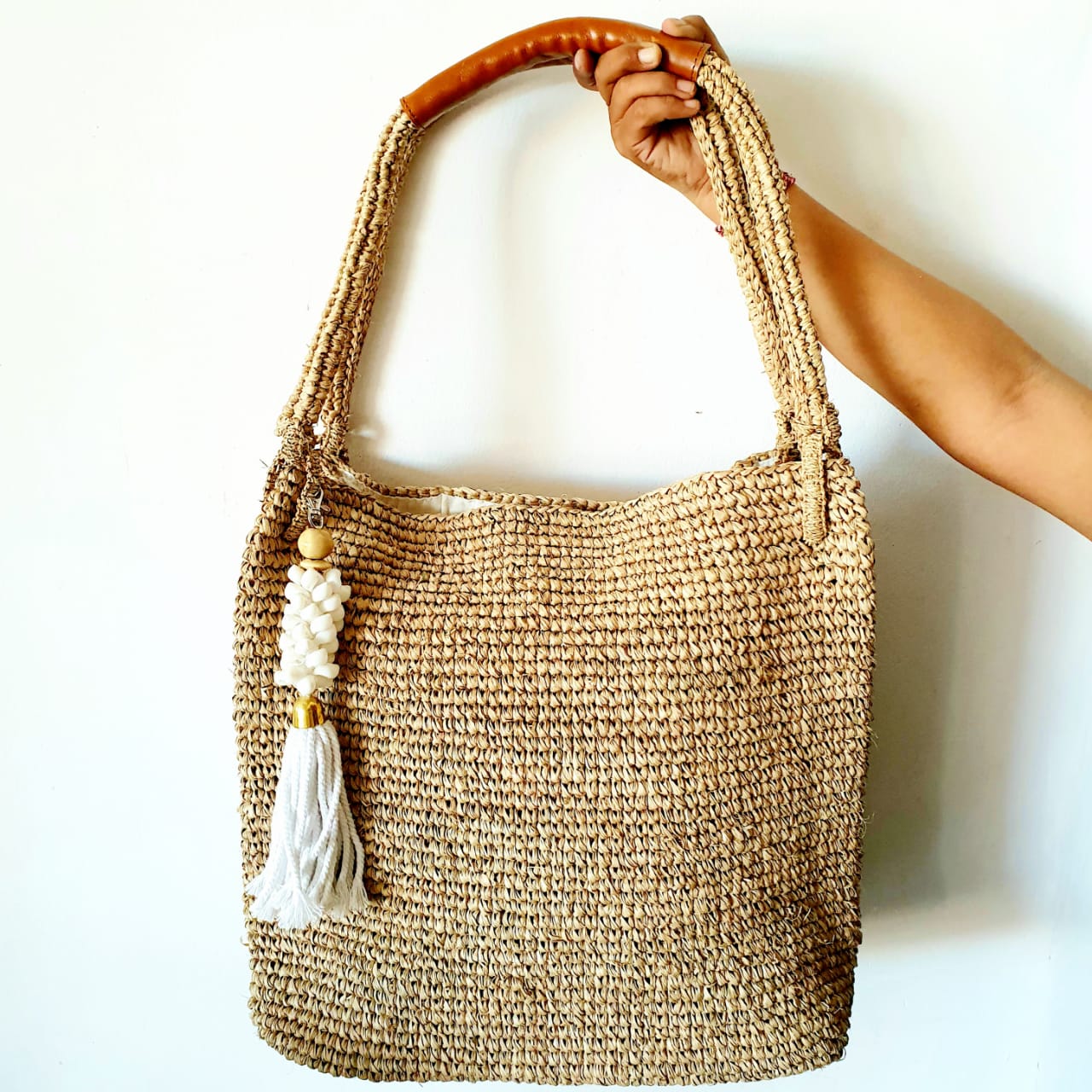 Natural Woven Straw Grass Bag with Leather Handles – Canggu & Co