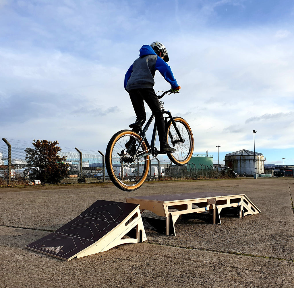 tabletop jump mtb