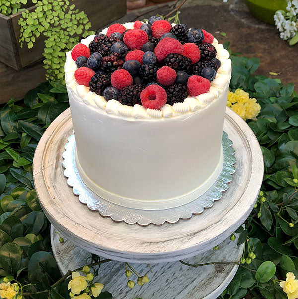 Fruit Basket Cake - dellafattoria