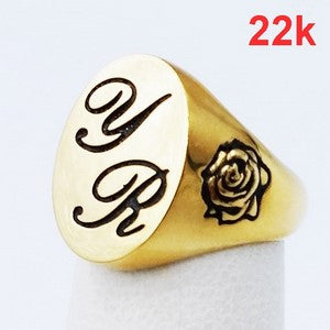 22 karats gold signet ring with family initials