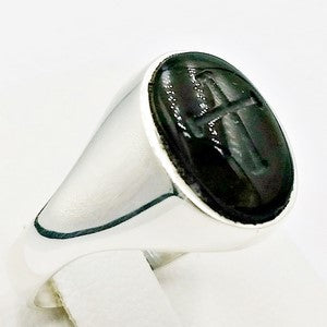 custom intaglio ring with onyx stone