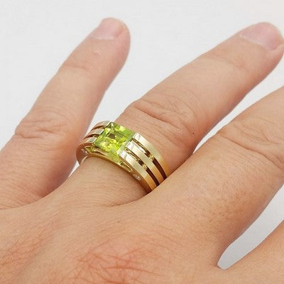 men's signet ring with peridot stone