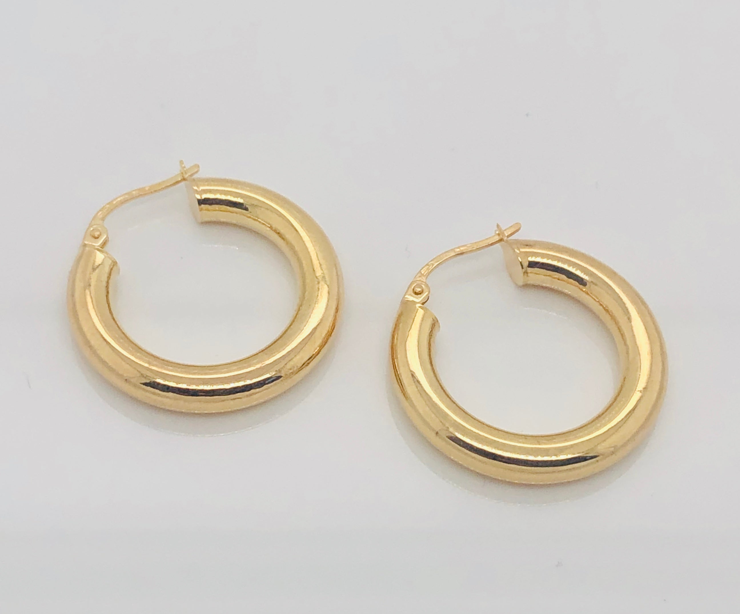 9ct Gold 4mm x 15mm Plain Tube Hoop Earrings – Stonex Jewellers