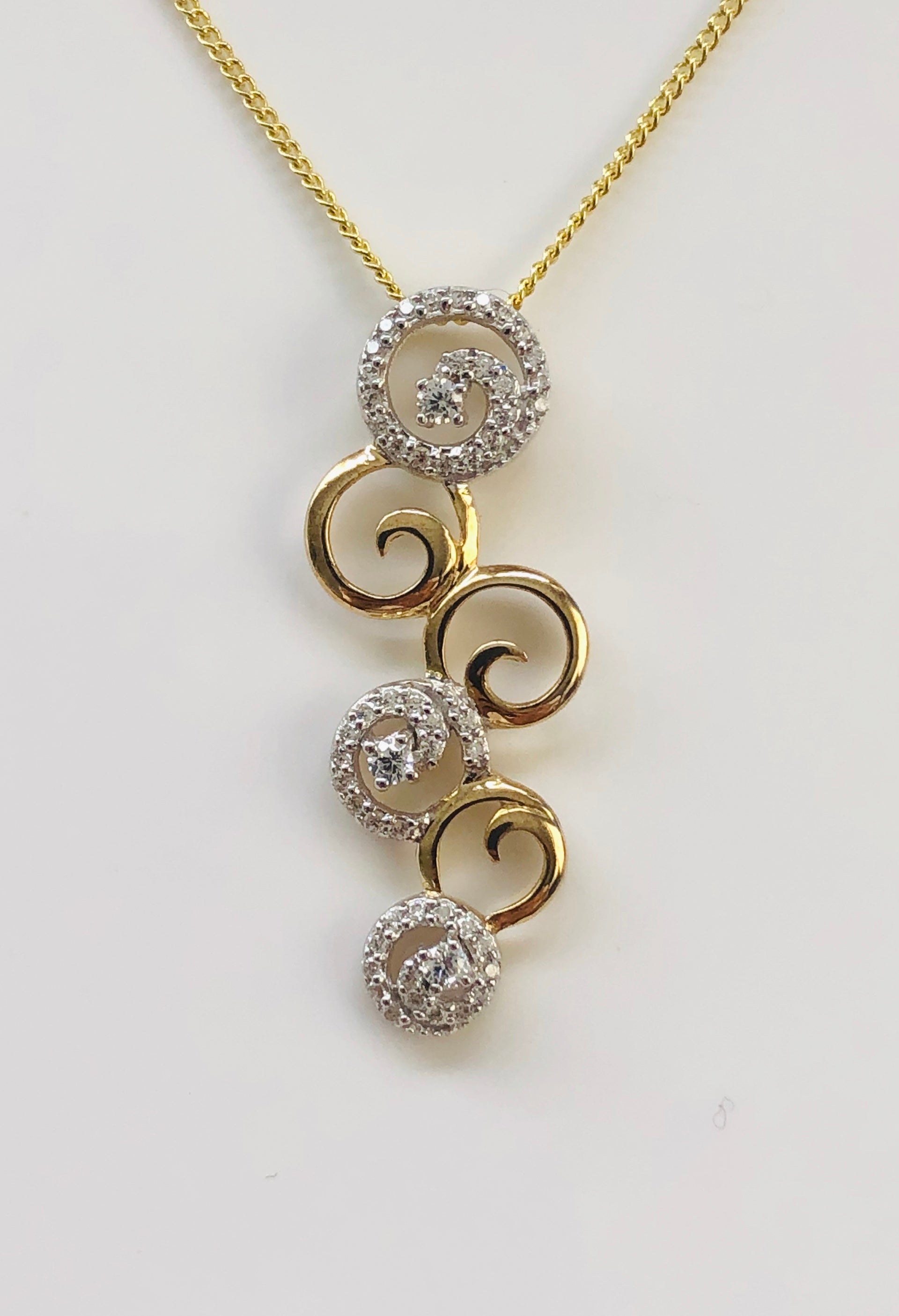 9ct Gold Cubic Zirconia Pendant - 025 – Stonex Jewellers