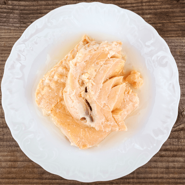 https://cdn.shopify.com/s/files/1/2592/5902/files/Classic-Favorite-Canned-Salmon-Treats.png?v=1667487482