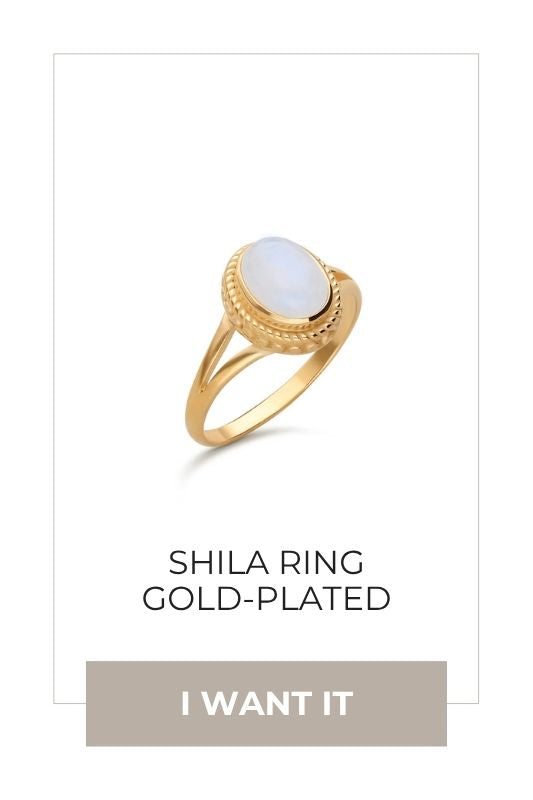 Shila Ring with Moonstone