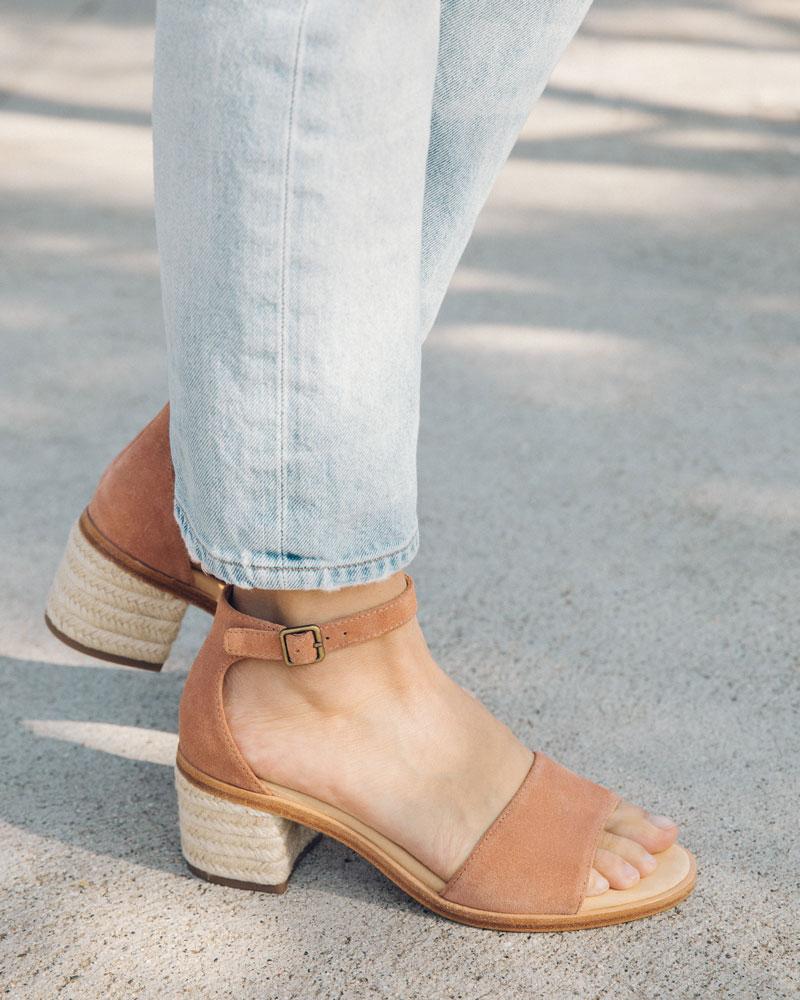 soludos capri mule