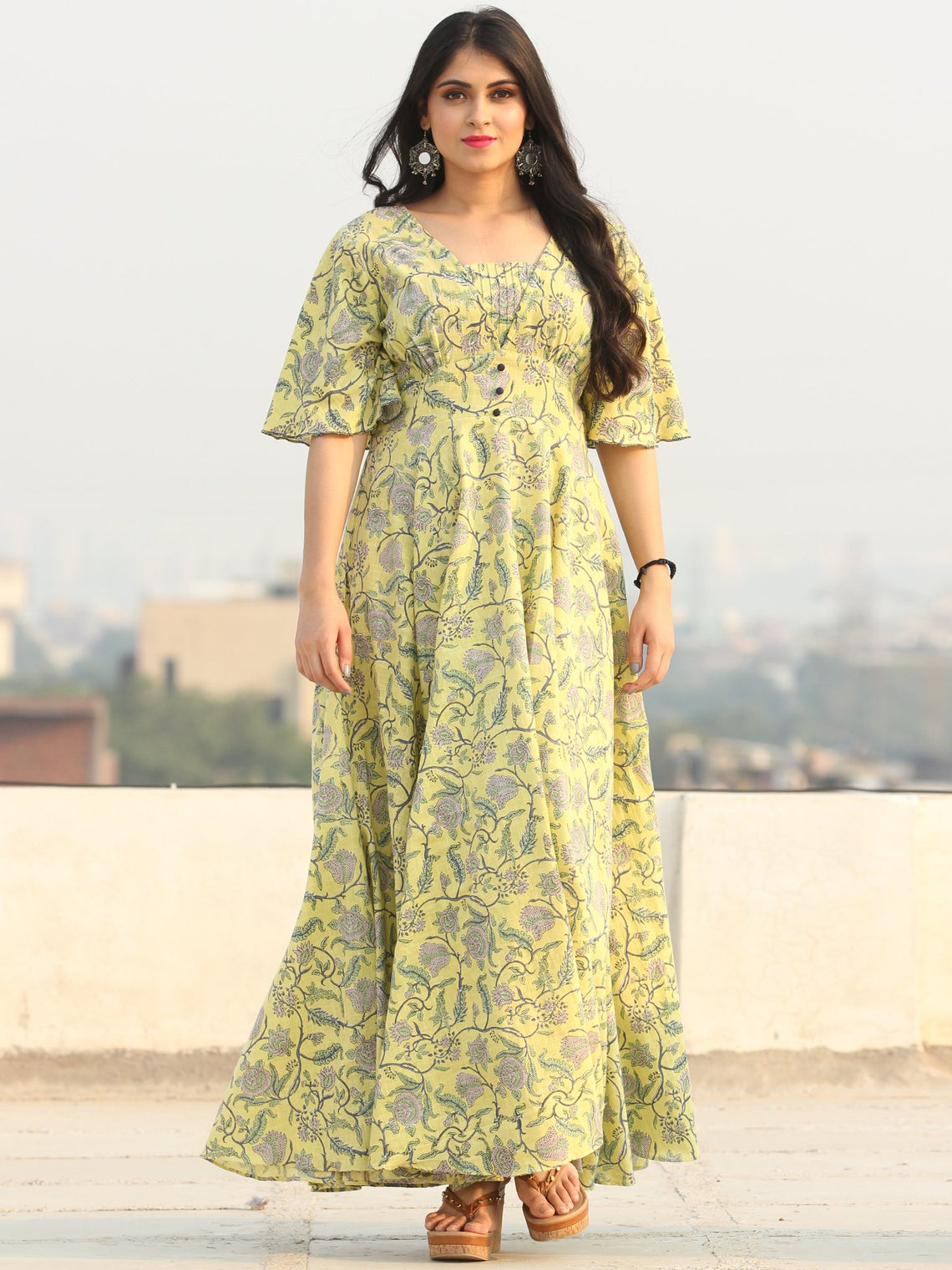 Gulzar Johi - Urave Cut Long Dress With Deep Back - D458F2286 – InduBindu