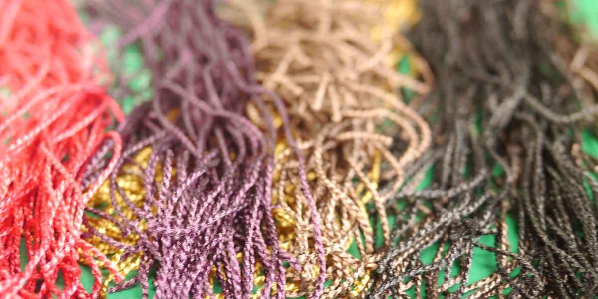 Distinct yarn selection