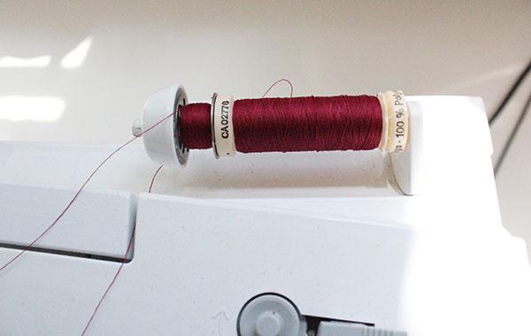 threading sewing machine for twin needle
