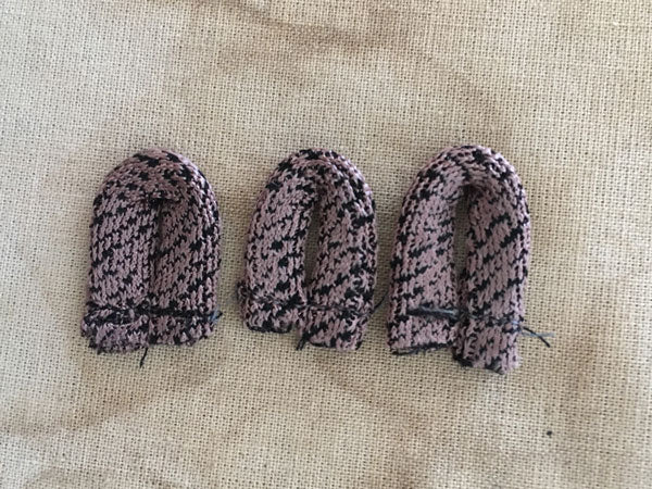 How to make rouleau button loops - Victory Patterns blog