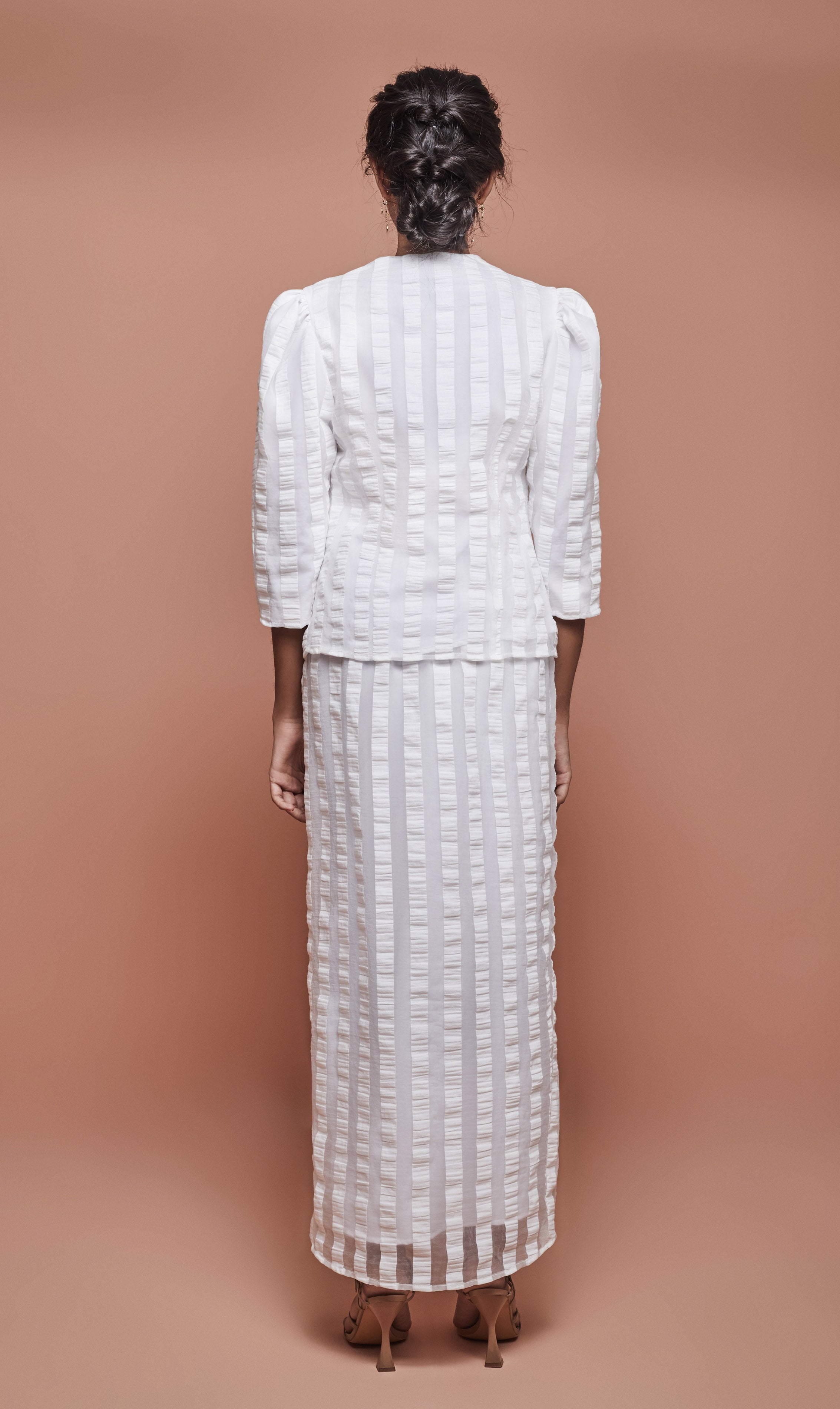 Jul Puffy Kebaya  in White  Stripe Hanya