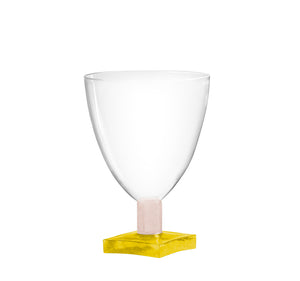 Håndlavet Chess portvinsglas, gul fod designet af Pernille Bülow – Pernille Bülow A/S