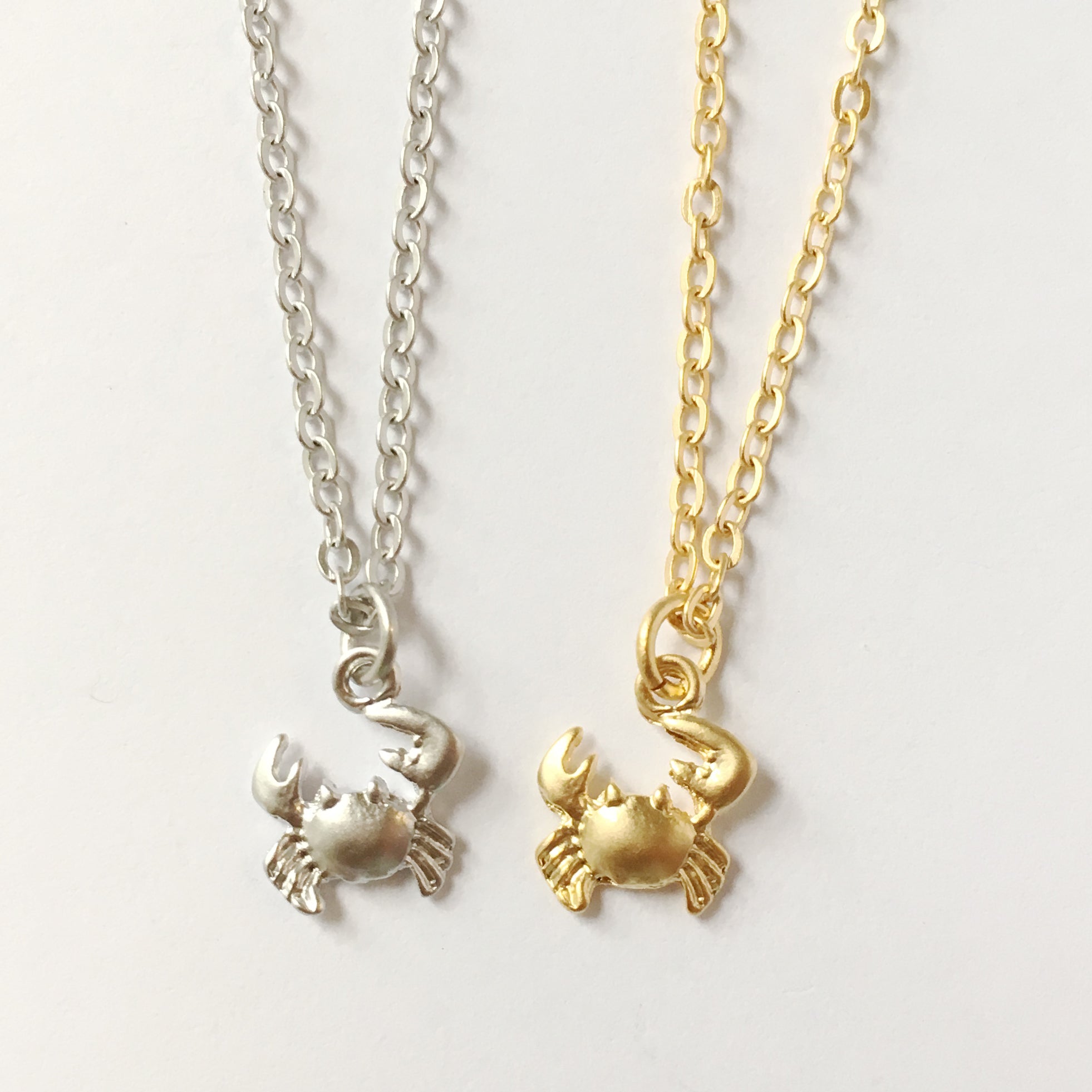 14K Yellow Gold So You Diamond Mini Crab Adjustable Necklace