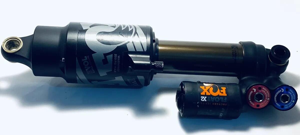 Fox 2.5 Performance Elite Adjustable w/ Piggyback Reservoir Shocks Rea