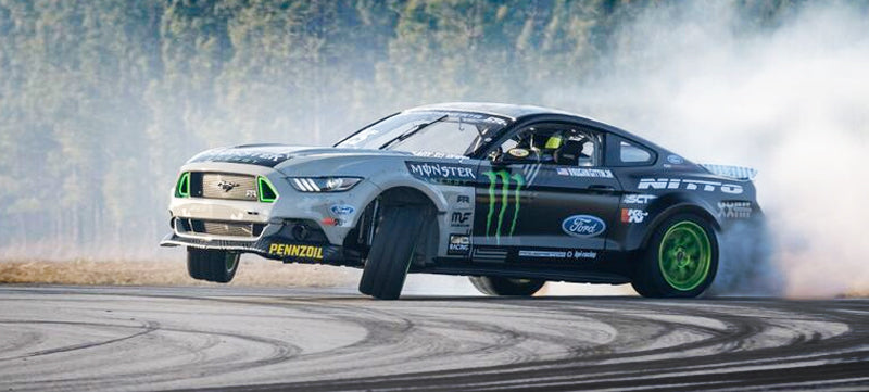 Ford Mustang Drifting