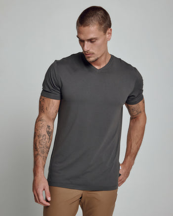 Core™ V-Neck Tee