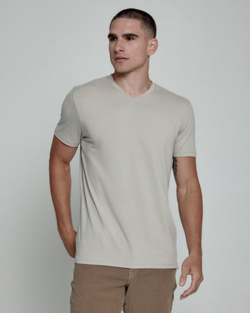 Core™ V-Neck Tee