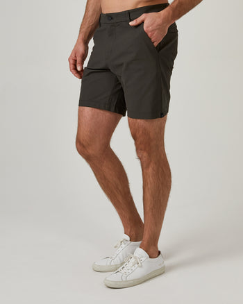 Infinity™ 7" Chino Short