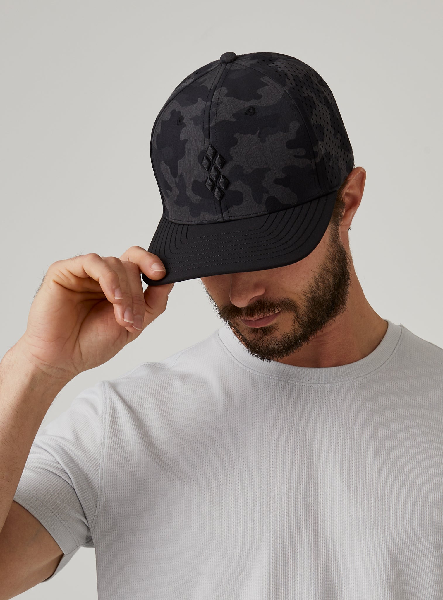 7DIAMONDS Men's Overland Hat in Charcoal Camo | Polyester/Cotton