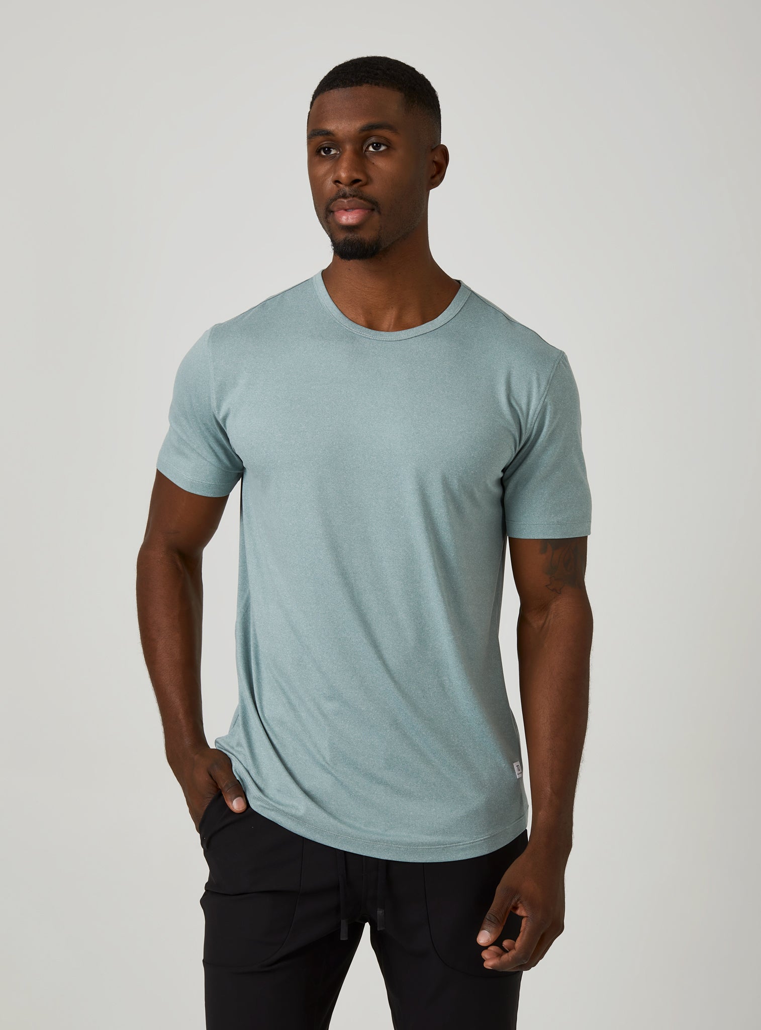 Core Curved Hem Tee