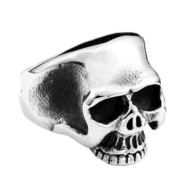 the skull ring