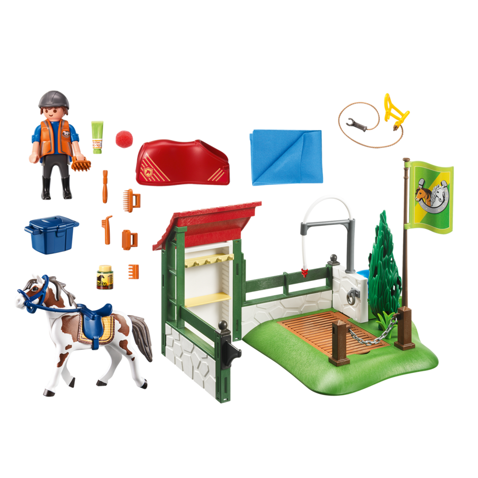 PLAYMOBIL Spirit Riding Free Lucky & Spirit with Horse Stall Doll Playset 