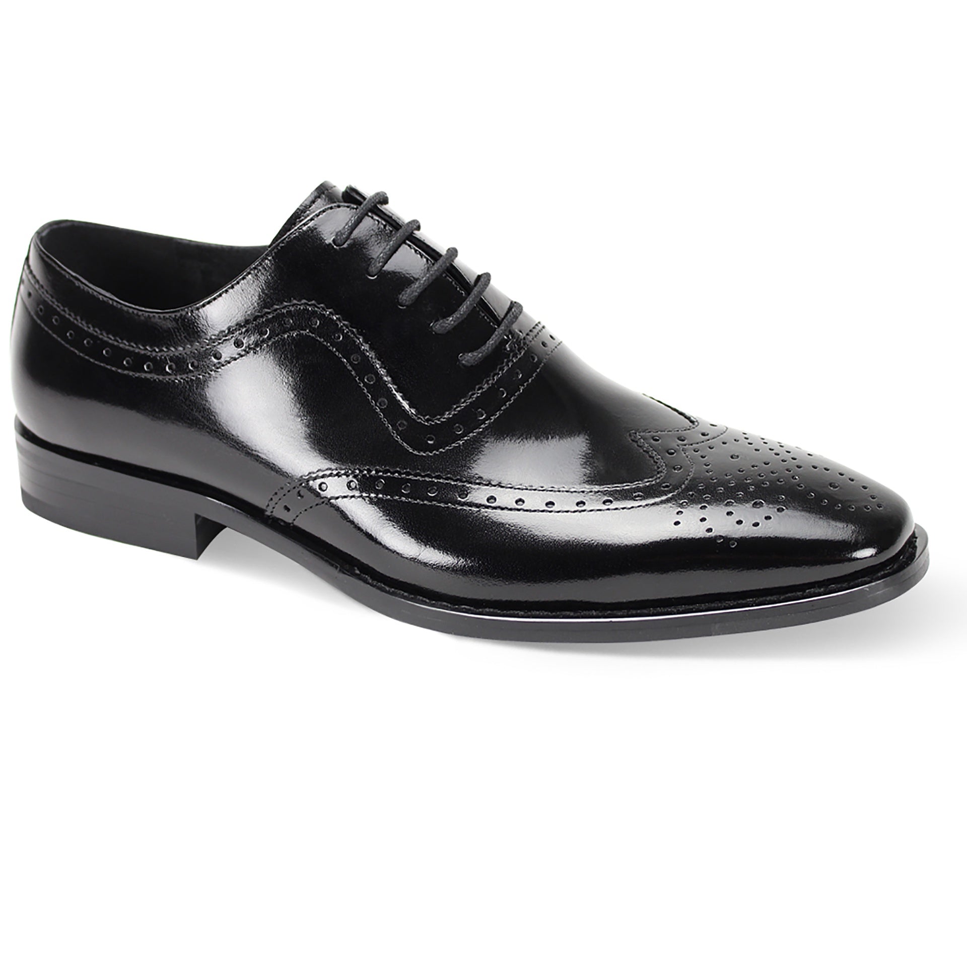 black wingtip oxford shoes