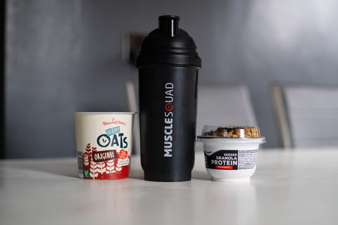 Protein Shaker Bottle with Oats and Granola Protein