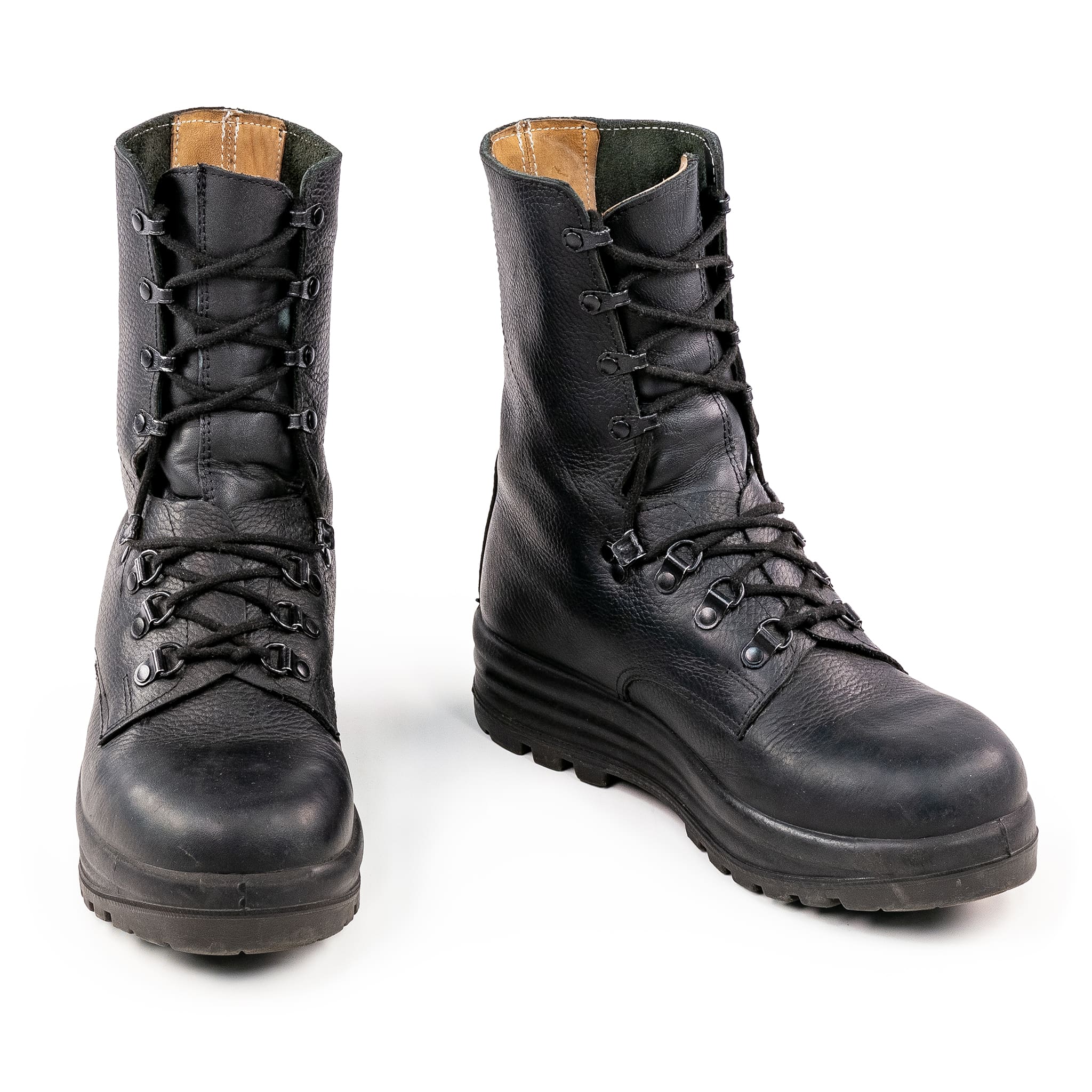 waterproof combat boot