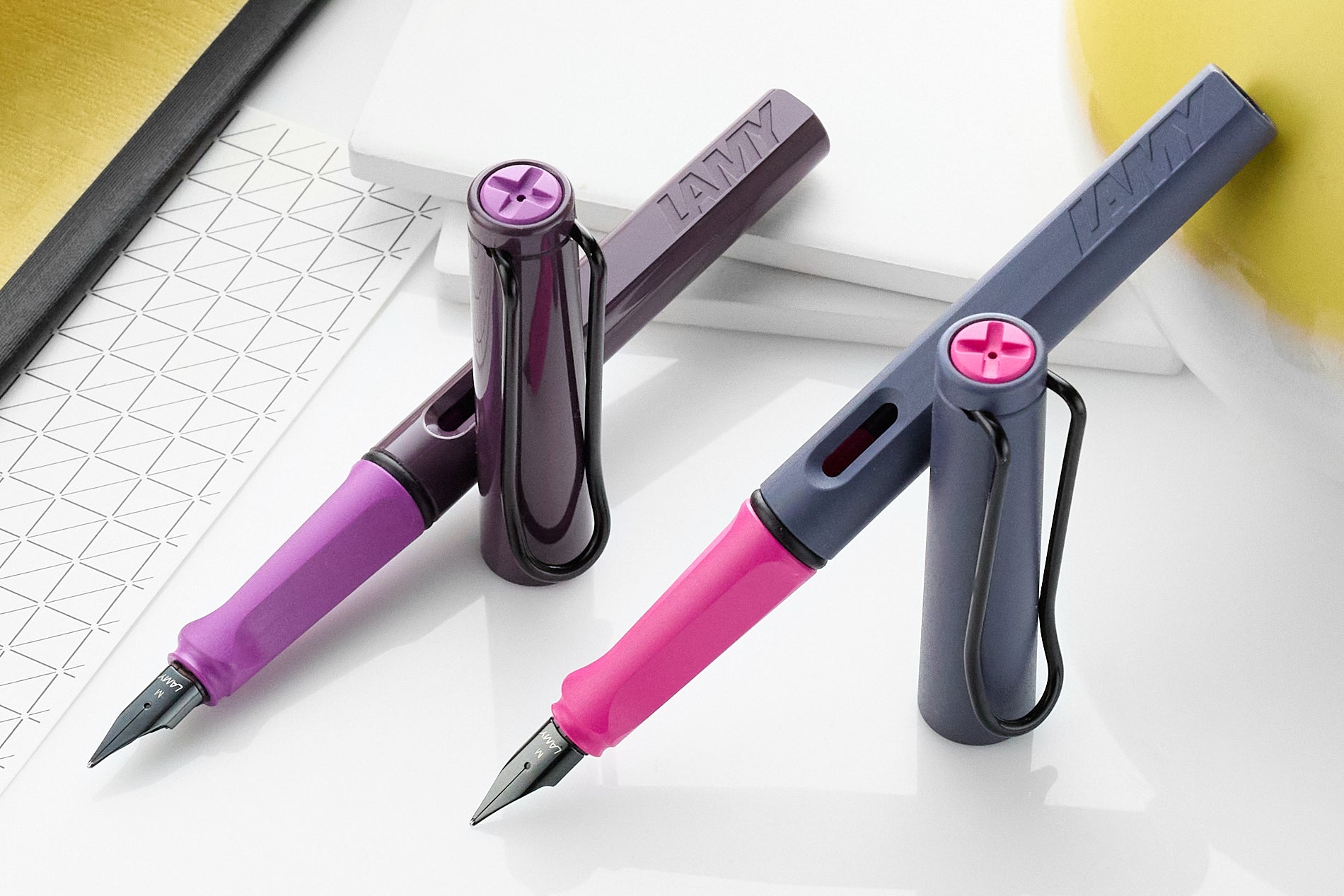 LAMY kewi safari fountain pens in violet blackberry and pink cliff