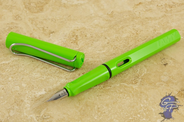 LAMY Safari Apple Green fountain pen