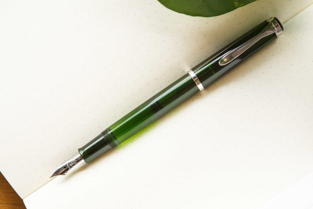 Pelikan M205 Olivine fountain pen