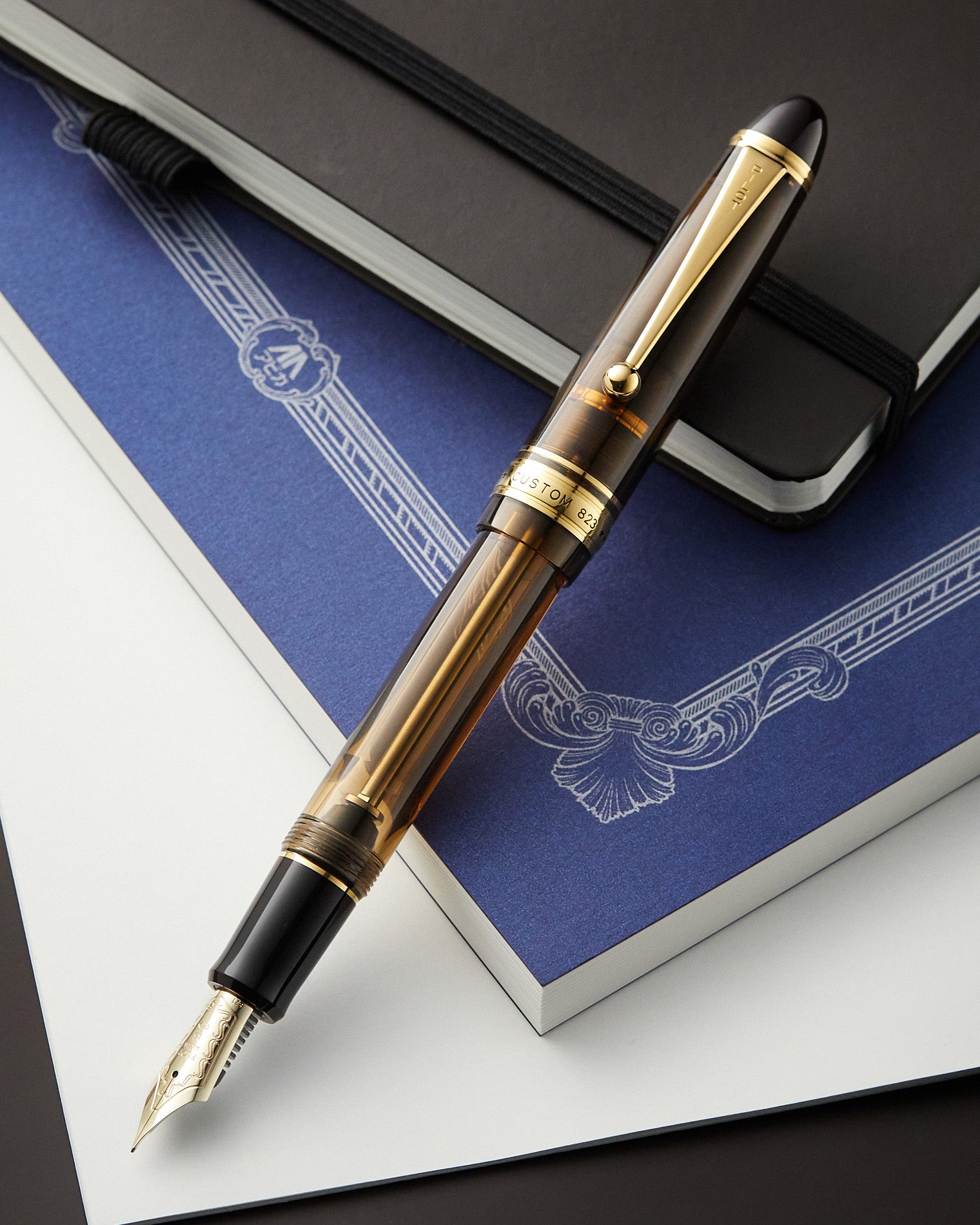 Pilot Custom 823 fountain pen