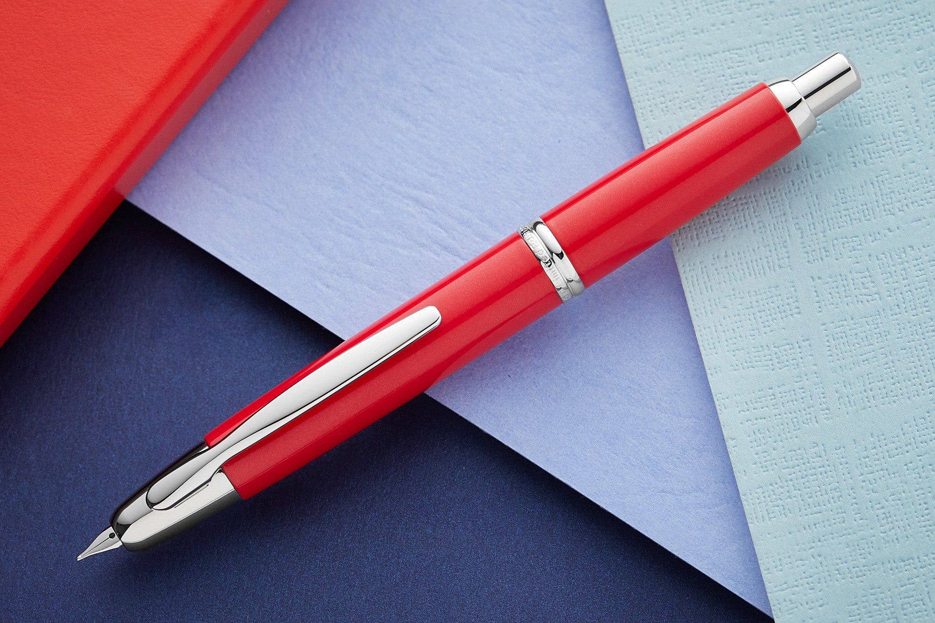 Pilot Vanishing Point fountain pen in Coral Red