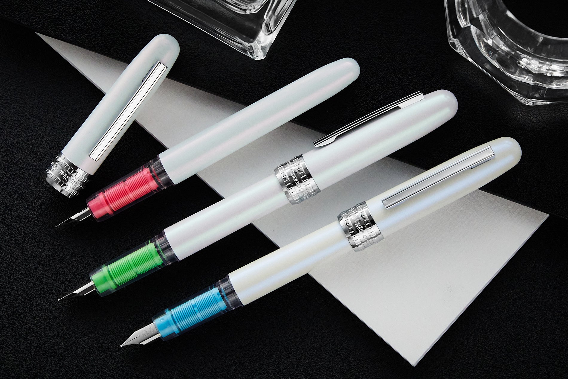 Platinum Plaisir Aura fountain pens