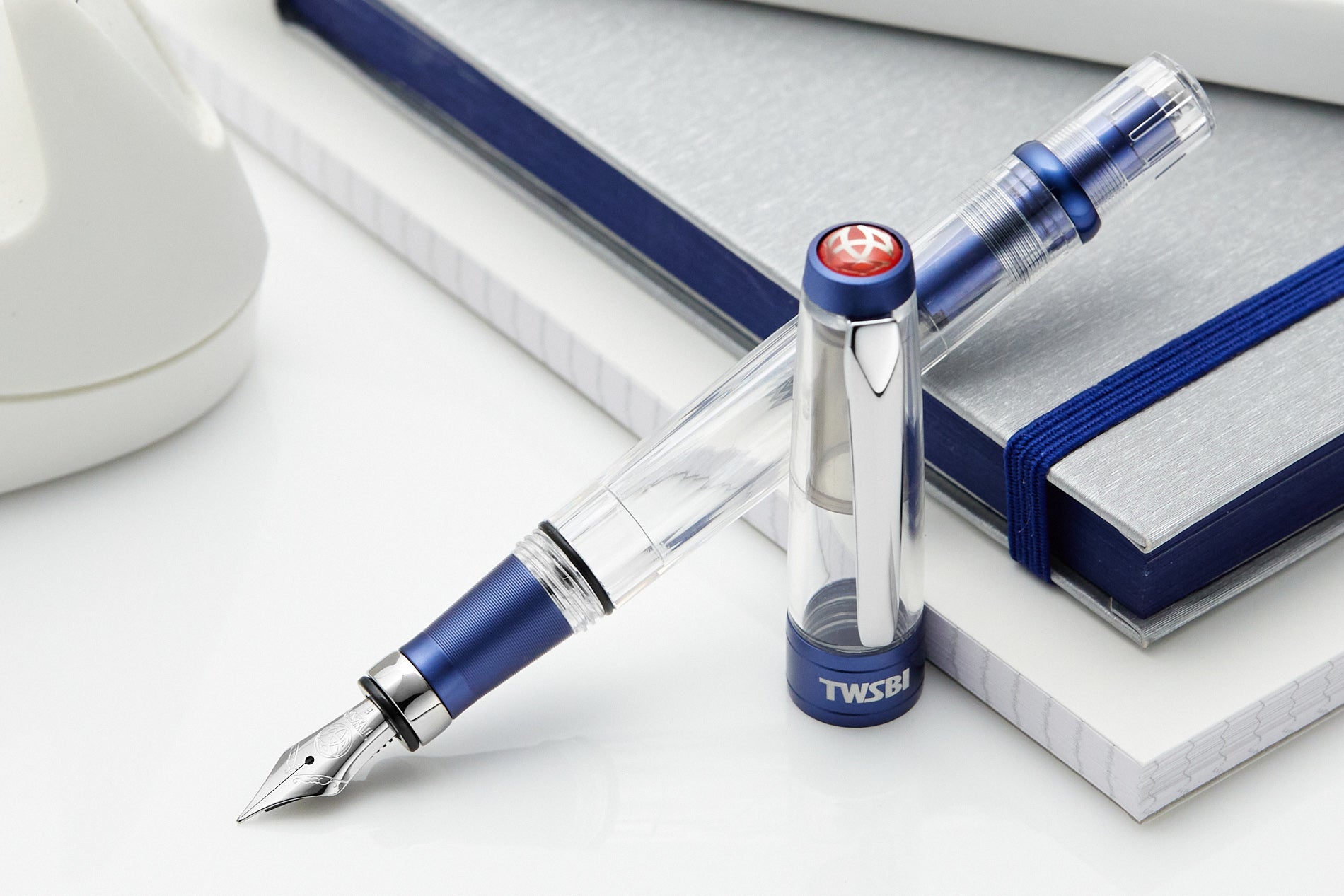 TWSBI Diamond 580ALR Fountain Pen - Navy Blue