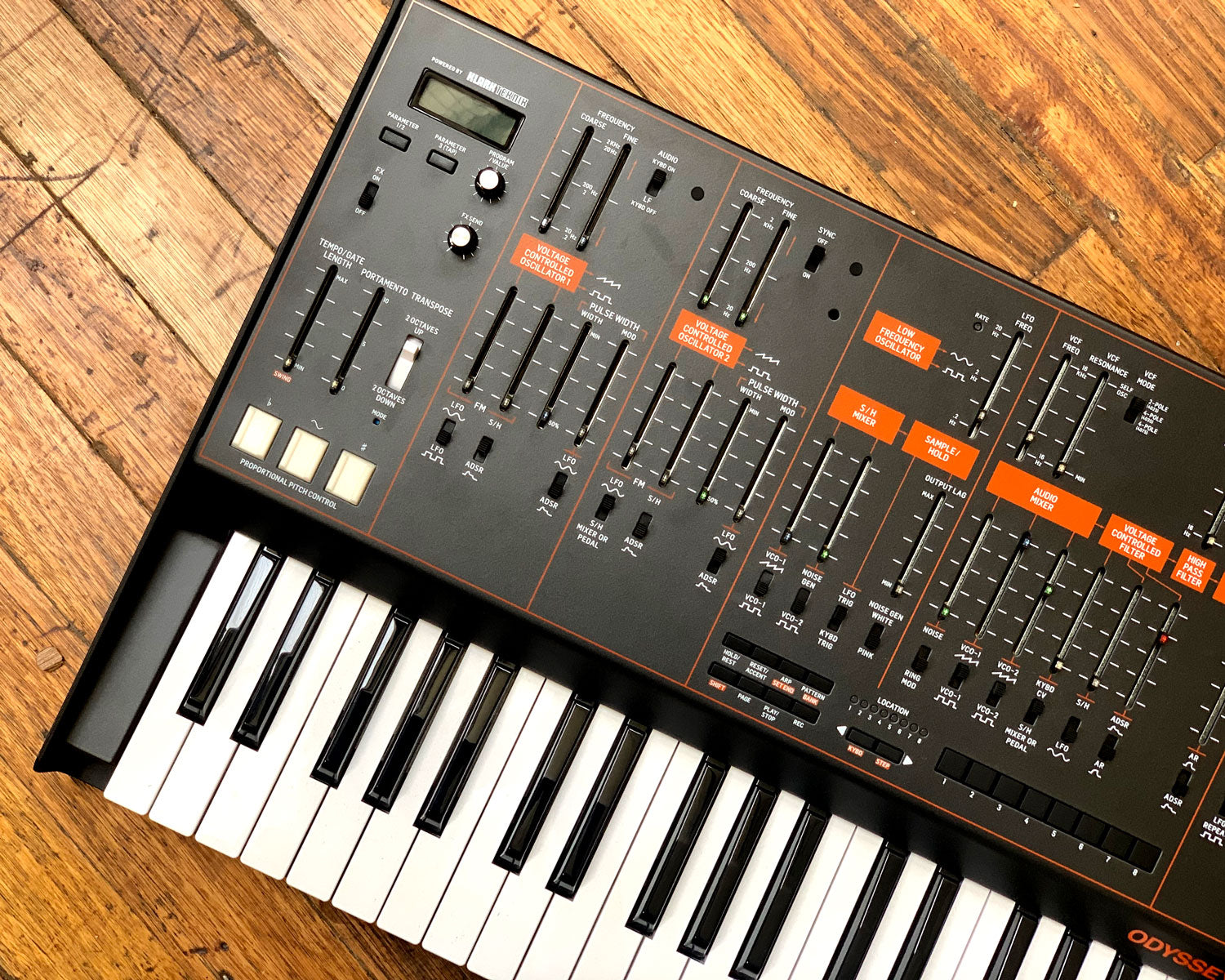 behringer odyssey arpeggiator