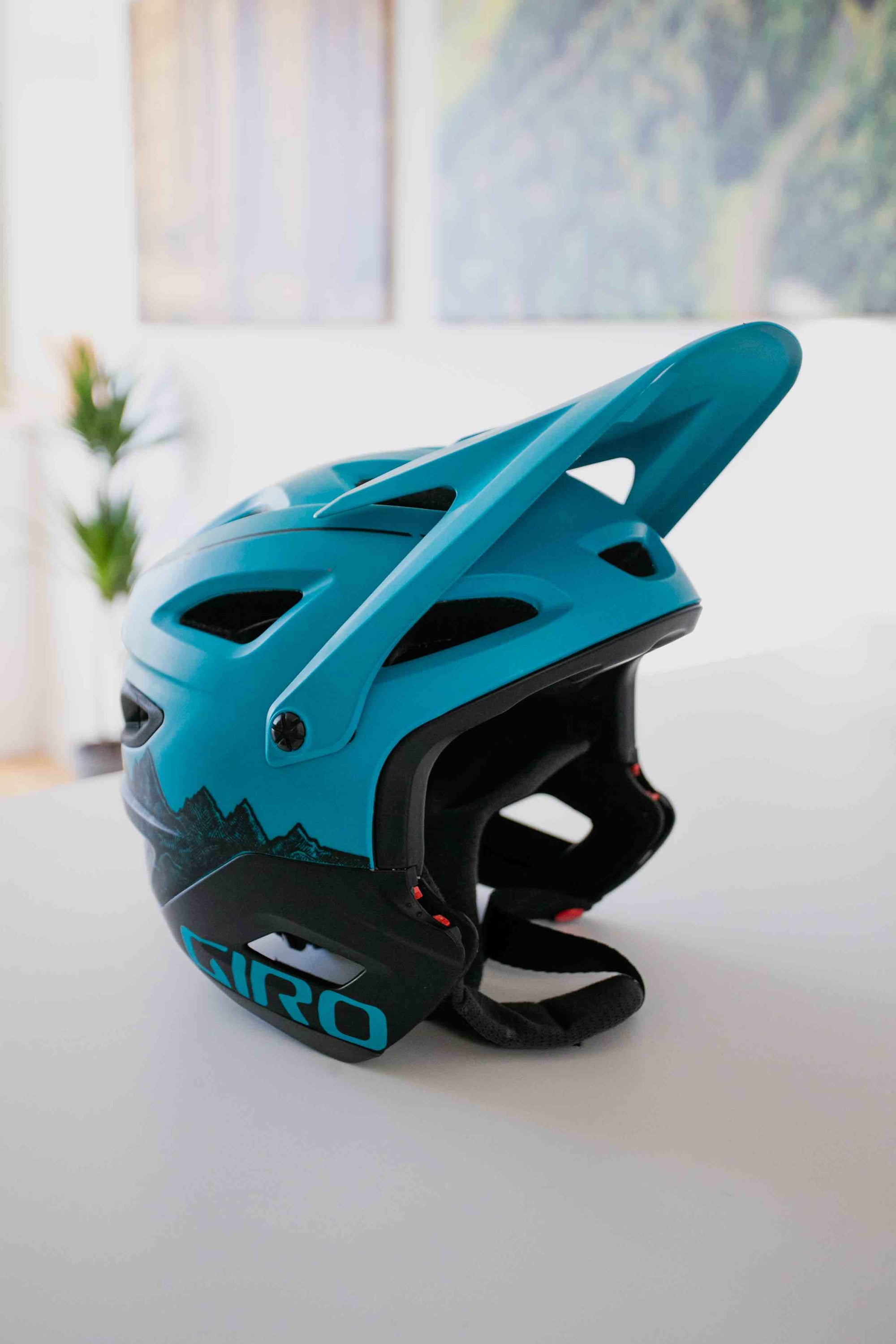 giro ews helmet