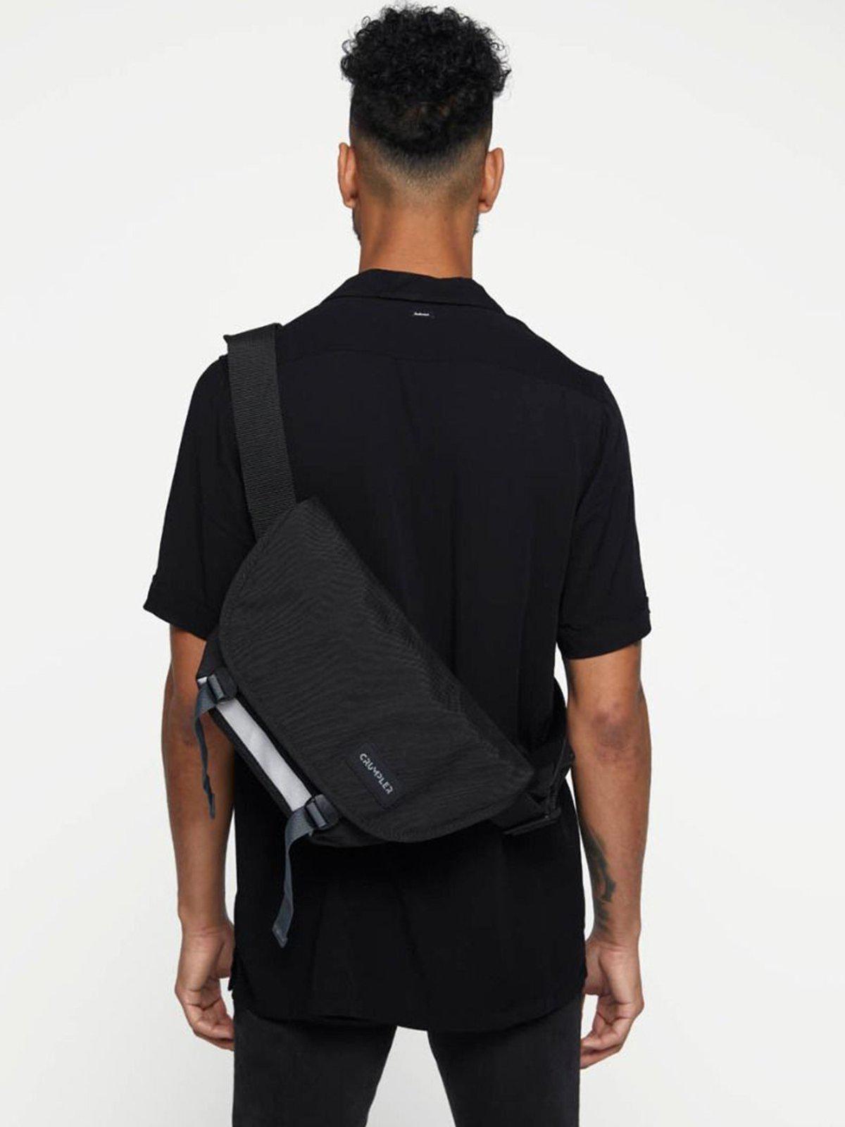 crumpler small messenger bag