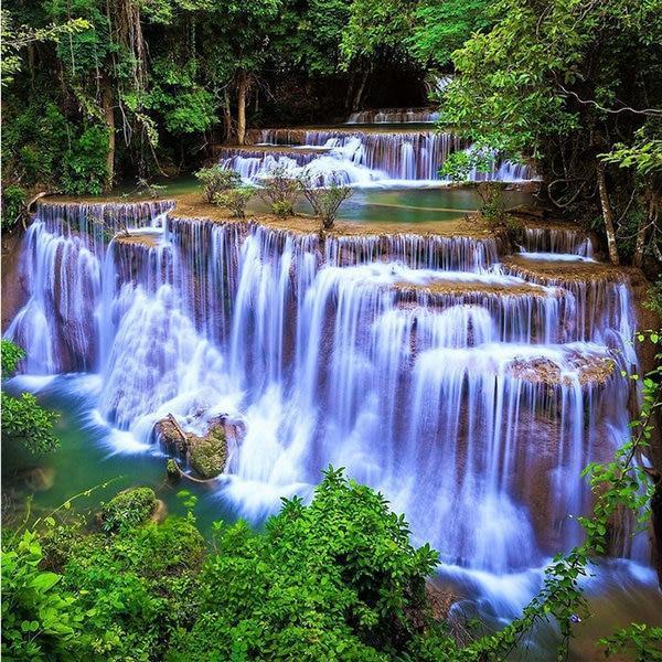 Gorgeous Waterfall Diamond Painting – DiamondXpres