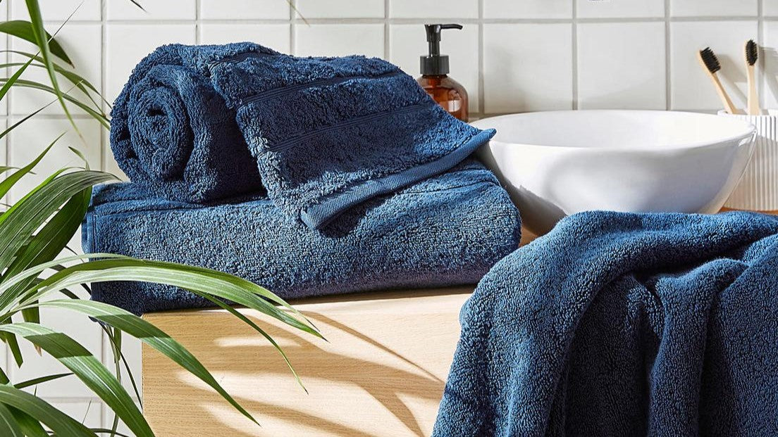 Bathroom Hand Towels vs Kitchen Hand Towels – Allure Bath Fashions