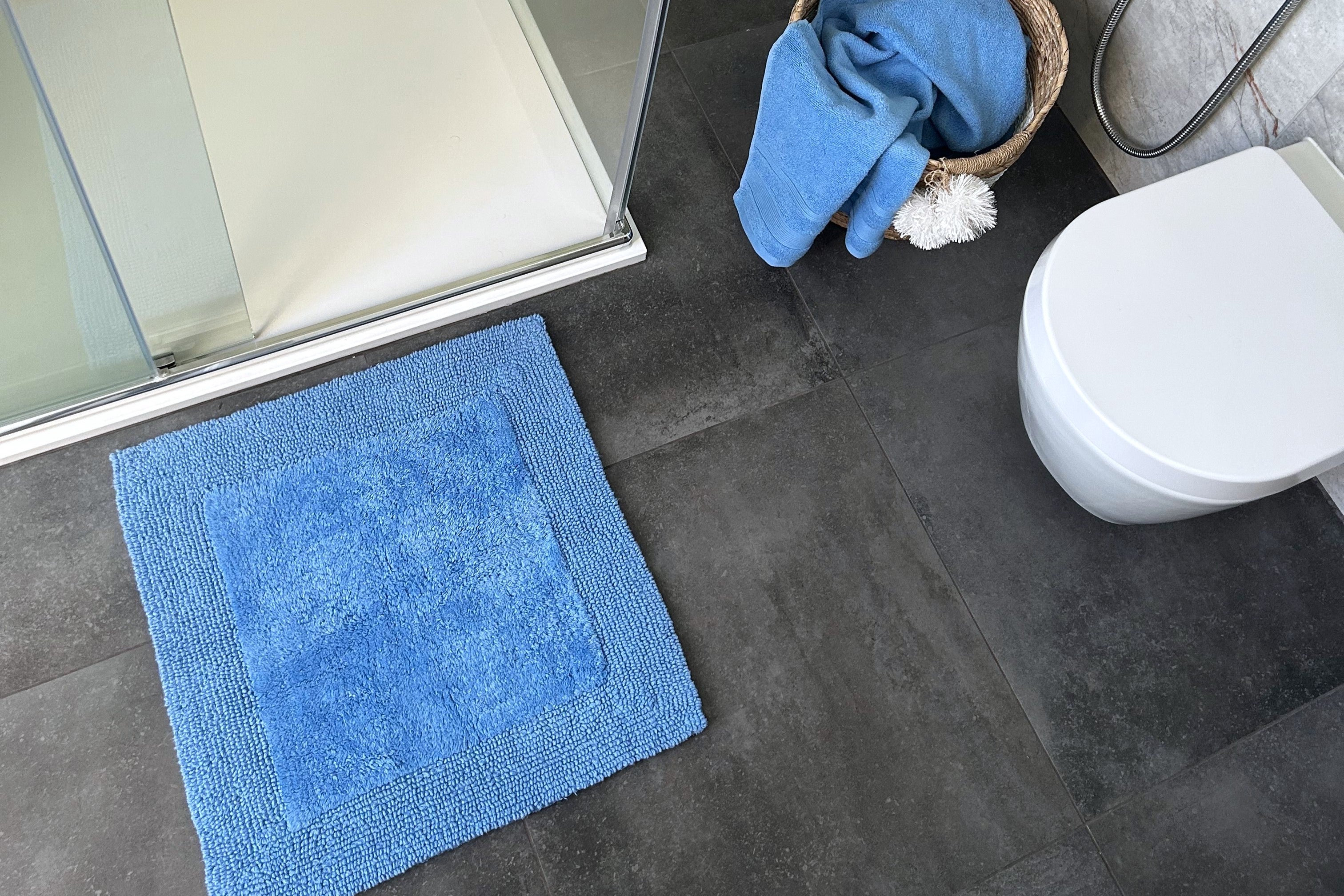 blue reversible cotton square bath mat