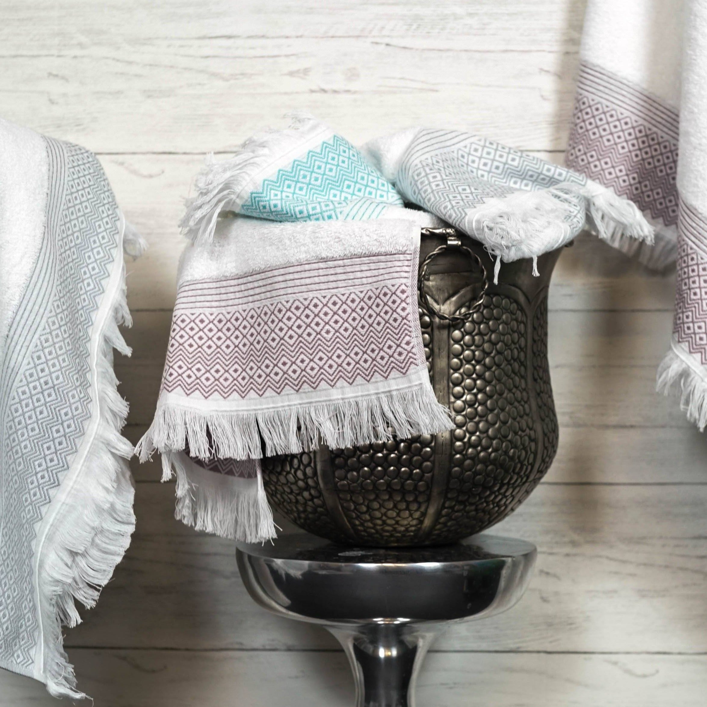 diamond jacquard bath towel