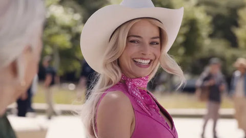 Margot Robbie White cowboy hat Barbie