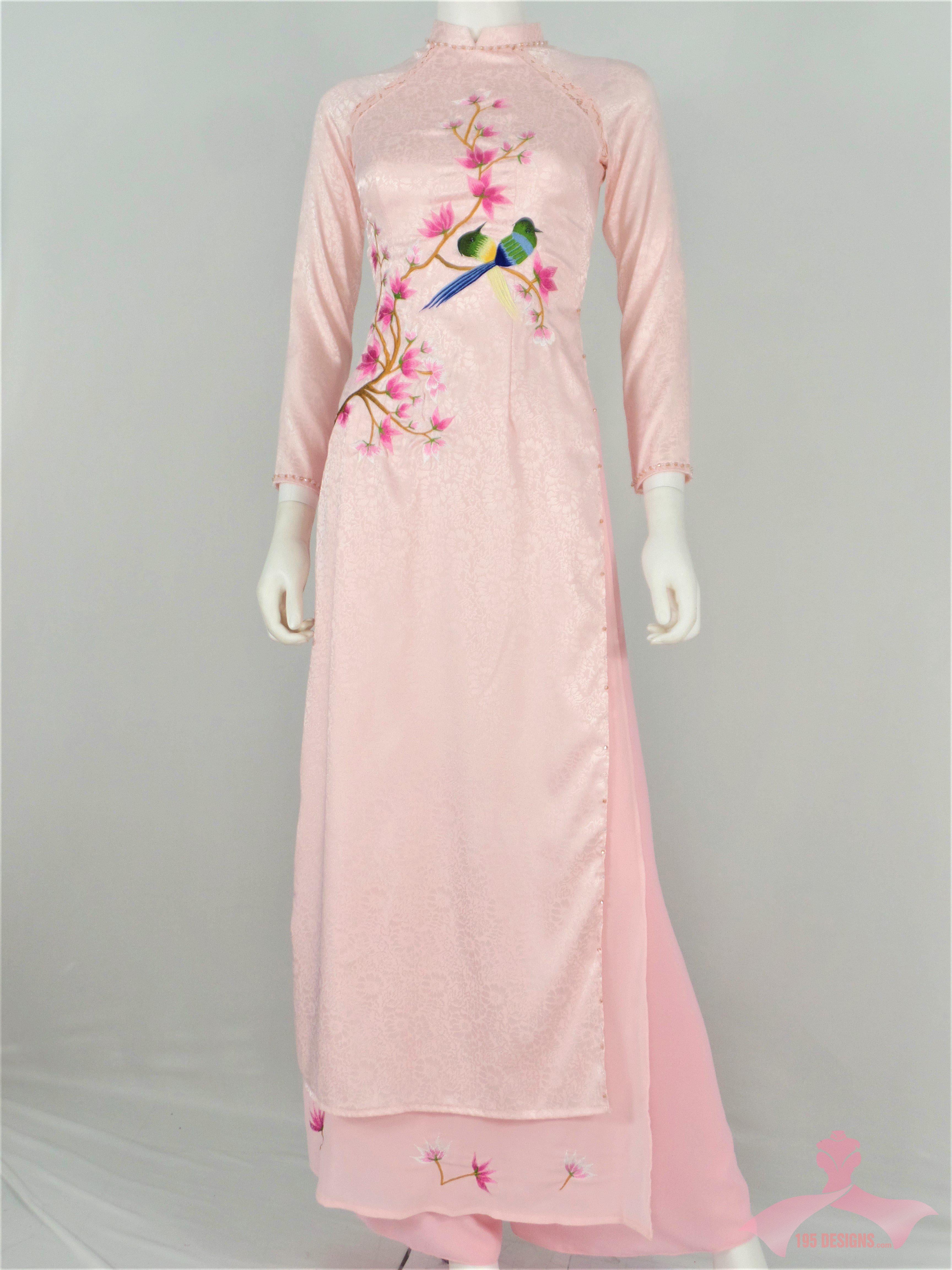 Áo Dài Gấm Hồng Phấn Thêu Hoa Light Pink Ao Dai With Embroidered Flo 195 Designs