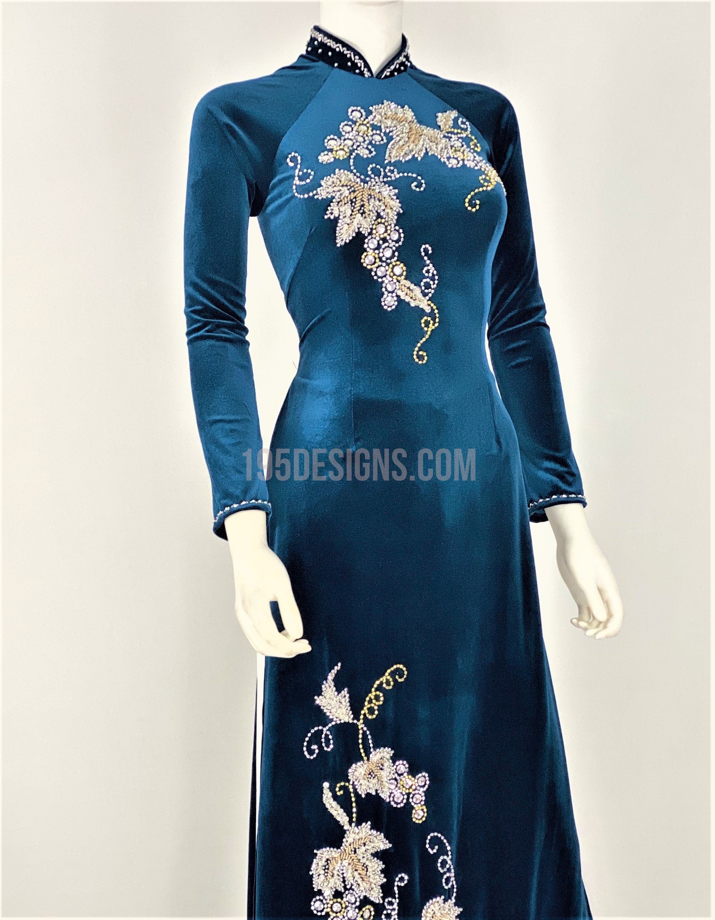 Áo Dài Nhung Xanh Cổ Vịt Kết Hoa Lá | Green Vietnamese Ao Dai (A ...