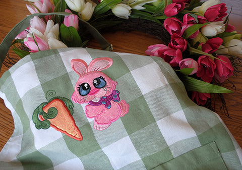 Bunny Buddies and Fun Time Veggies Apron Tutorial from Sew Inspired by Bonnie
